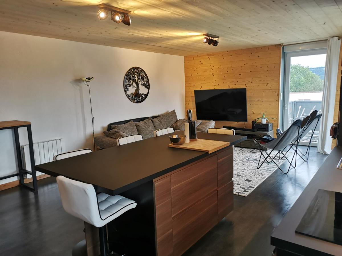 Superbe Appartement Neuf Avec Terrasse Orchamps-Vennes Esterno foto