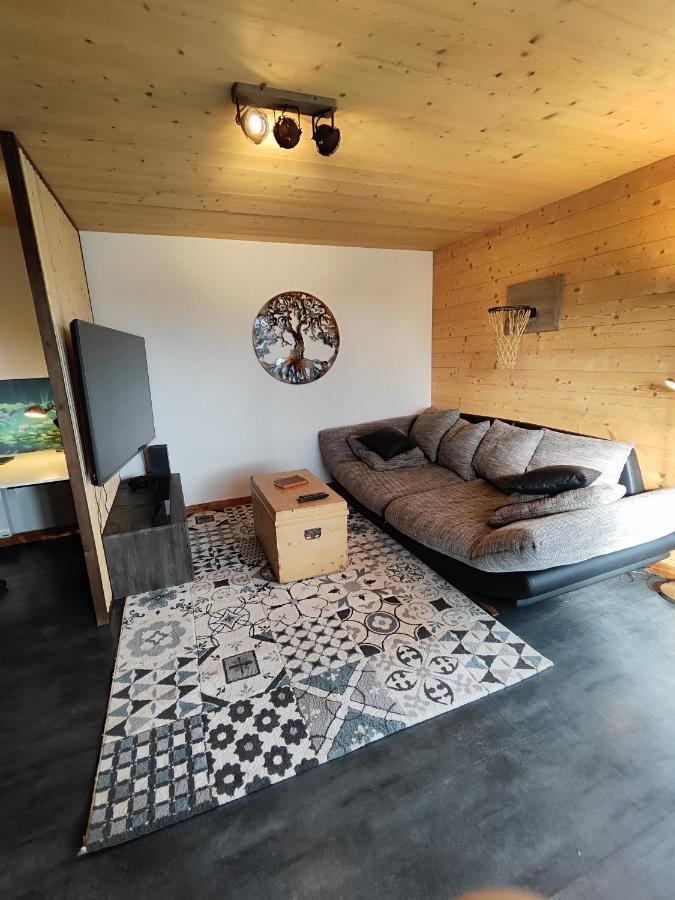 Superbe Appartement Neuf Avec Terrasse Orchamps-Vennes Esterno foto
